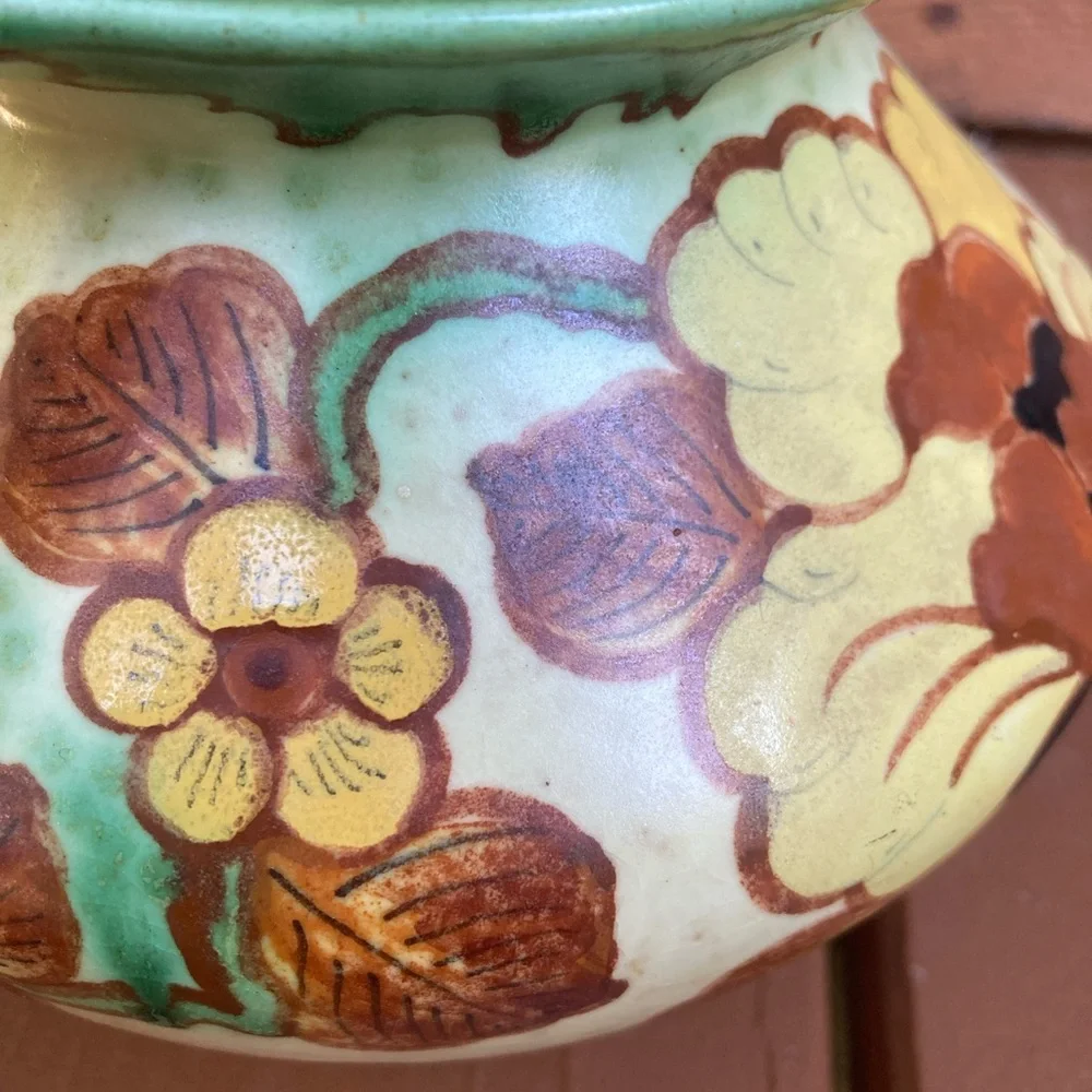 Dutch Antique Short Vase - Picture 6 of 10